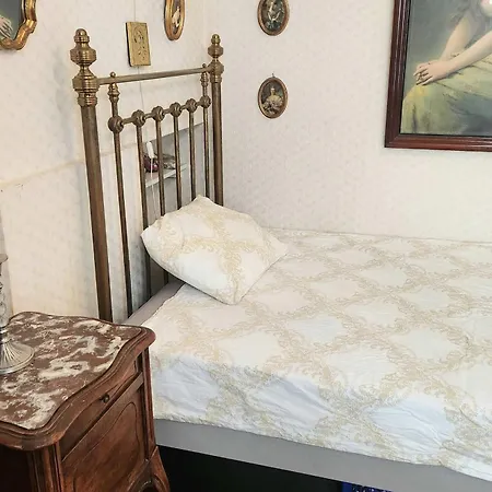 Сasa de vacaciones Spacious House Just Steps From The