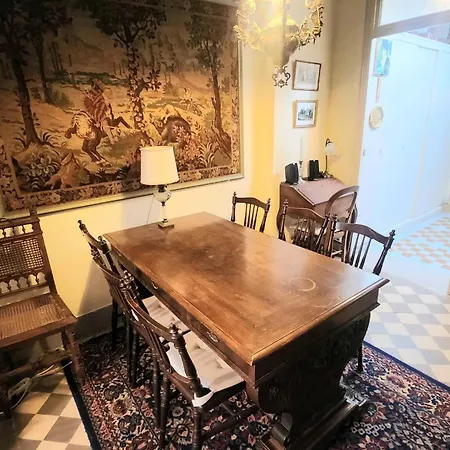 Spacious House Just Steps From The Nyaraló